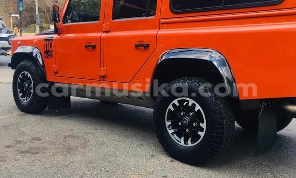 Tenga Tsaru Land Rover Defender Zvimwe Mota in Beitbridge in Matabeleland South Tenga Tsaru Land Rover Defender Zvimwe Mota in Beitbridge in Matabeleland South