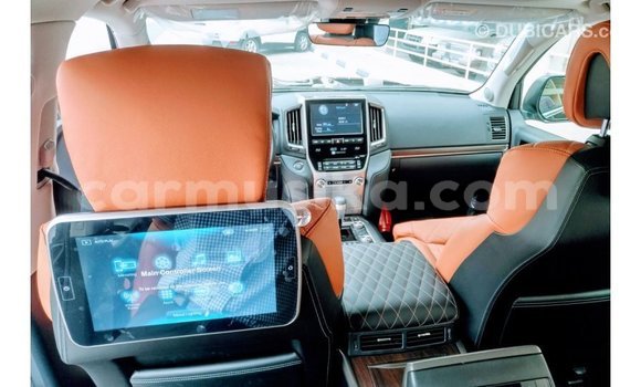 Buy Import Toyota Land Cruiser Black Car in Import - Dubai in Harare Buy Import Toyota Land Cruiser Black Car in Import - Dubai in Harare