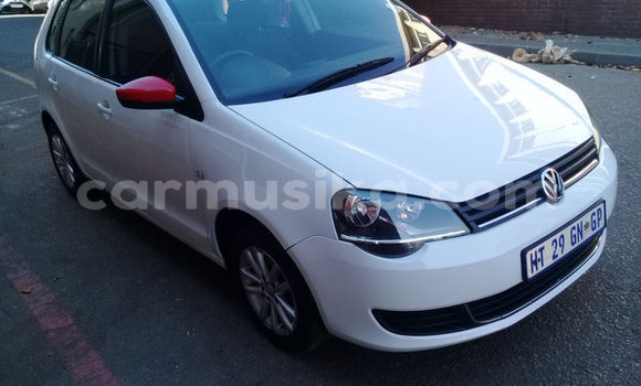 Acheter Occasion Voiture Volkswagen Polo Gris à Beitbridge, Matabeleland South Acheter Occasion Voiture Volkswagen Polo Gris à Beitbridge, Matabeleland South