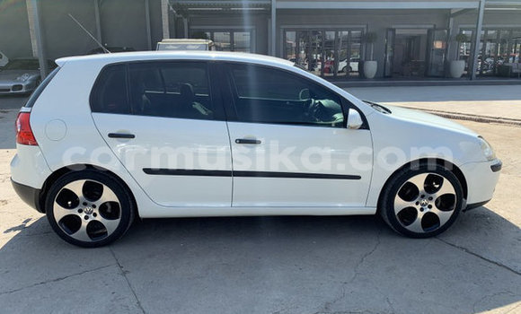 Acheter Occasion Voiture Volkswagen Golf Blanc à Beitbridge, Matabeleland South Acheter Occasion Voiture Volkswagen Golf Blanc à Beitbridge, Matabeleland South