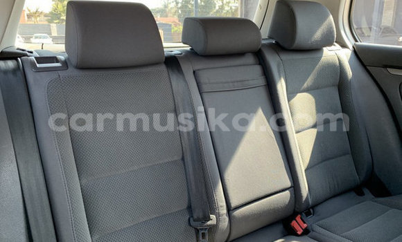 Acheter Occasion Voiture Volkswagen Golf Blanc à Beitbridge, Matabeleland South Acheter Occasion Voiture Volkswagen Golf Blanc à Beitbridge, Matabeleland South