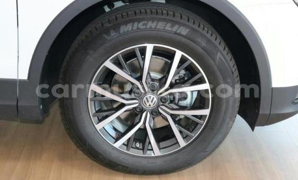 Buy Used Volkswagen Tiguan White Car in Beitbridge in Matabeleland South Buy Used Volkswagen Tiguan White Car in Beitbridge in Matabeleland South