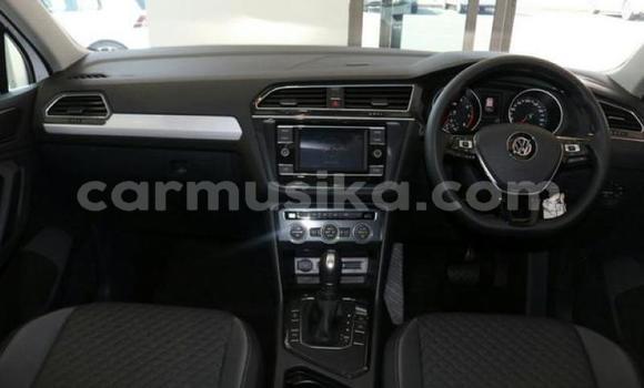 Buy Used Volkswagen Tiguan White Car in Beitbridge in Matabeleland South Buy Used Volkswagen Tiguan White Car in Beitbridge in Matabeleland South
