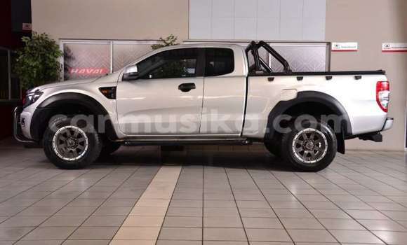 Nunua Ilio tumika Ford Ranger Fedha Gari ndani ya Beitbridge nchini Matabeleland Kusini Nunua Ilio tumika Ford Ranger Fedha Gari ndani ya Beitbridge nchini Matabeleland Kusini