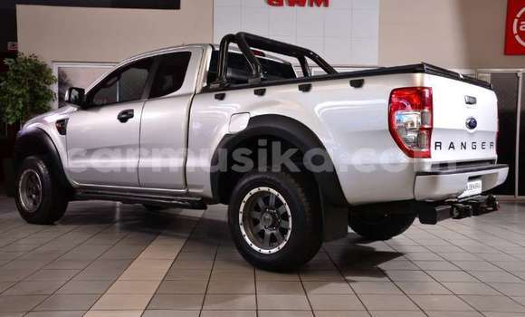 Nunua Ilio tumika Ford Ranger Fedha Gari ndani ya Beitbridge nchini Matabeleland Kusini Nunua Ilio tumika Ford Ranger Fedha Gari ndani ya Beitbridge nchini Matabeleland Kusini