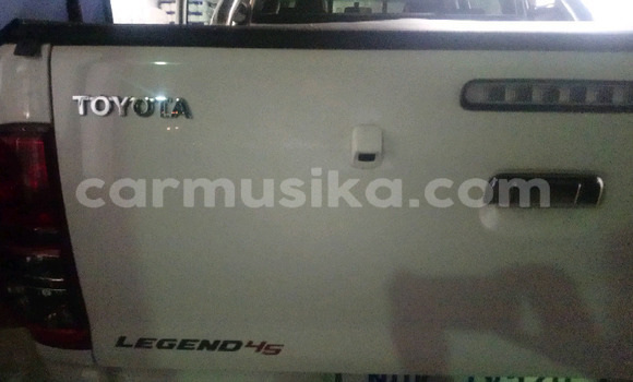 Acheter Occasion Voiture Toyota Hilux Blanc à Beitbridge, Matabeleland South Acheter Occasion Voiture Toyota Hilux Blanc à Beitbridge, Matabeleland South