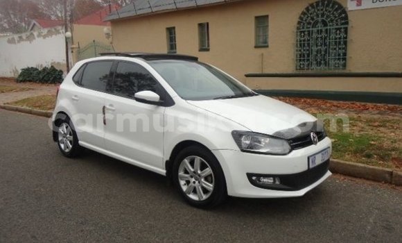 Nunua Ilio tumika Volkswagen Polo Nyeupe Gari ndani ya Beitbridge nchini Matabeleland Kusini Nunua Ilio tumika Volkswagen Polo Nyeupe Gari ndani ya Beitbridge nchini Matabeleland Kusini