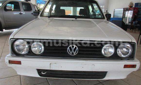 Acheter Occasion Voiture Volkswagen Golf Blanc à Beitbridge, Matabeleland South Acheter Occasion Voiture Volkswagen Golf Blanc à Beitbridge, Matabeleland South