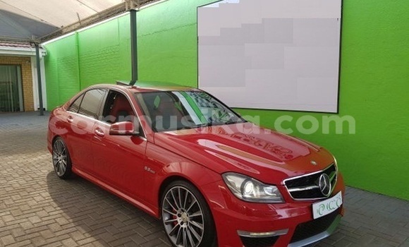 Tenga Tsaru Mercedes‒Benz C-klasse AMG Tsvuku Mota in Harare in Harare Tenga Tsaru Mercedes‒Benz C-klasse AMG Tsvuku Mota in Harare in Harare