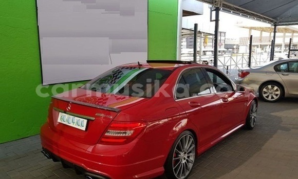 Tenga Tsaru Mercedes‒Benz C-klasse AMG Tsvuku Mota in Harare in Harare Tenga Tsaru Mercedes‒Benz C-klasse AMG Tsvuku Mota in Harare in Harare