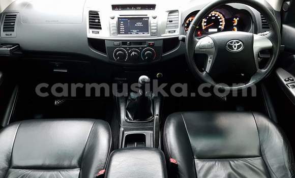 Tenga Tsaru Toyota Hilux Chena Mota in Harare in Harare Tenga Tsaru Toyota Hilux Chena Mota in Harare in Harare