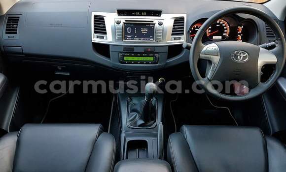 Tenga Tsaru Toyota Hilux Sirivha Mota in Harare in Harare Tenga Tsaru Toyota Hilux Sirivha Mota in Harare in Harare