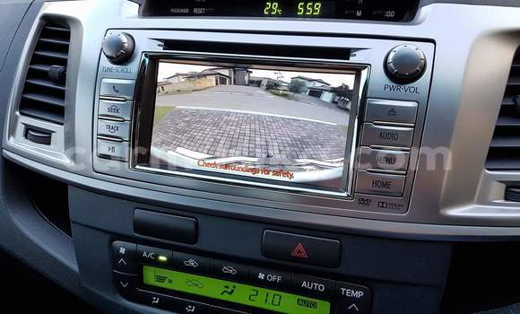 Tenga Tsaru Toyota Hilux Sirivha Mota in Harare in Harare Tenga Tsaru Toyota Hilux Sirivha Mota in Harare in Harare