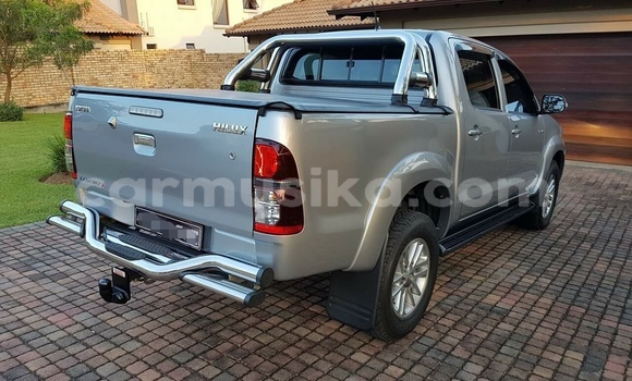 Tenga Tsaru Toyota Hilux Sirivha Mota in Harare in Harare Tenga Tsaru Toyota Hilux Sirivha Mota in Harare in Harare