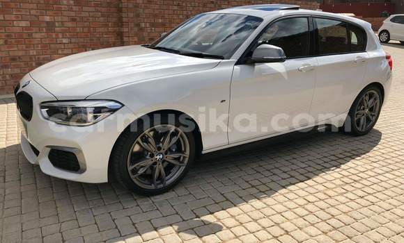 Tenga Tsaru BMW 1M Chena Mota in Avondale in Harare Tenga Tsaru BMW 1M Chena Mota in Avondale in Harare