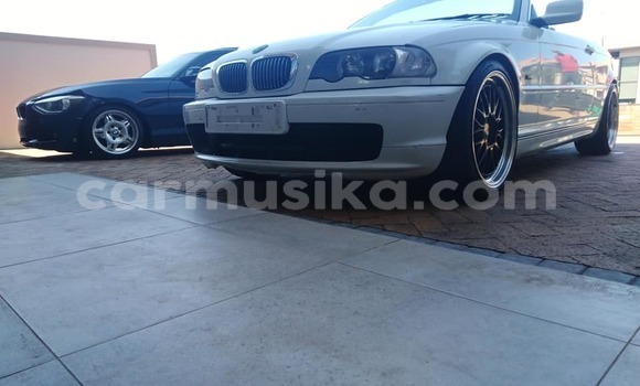 Tenga Tsaru BMW 3–Series Chena Mota in Harare in Harare Tenga Tsaru BMW 3–Series Chena Mota in Harare in Harare