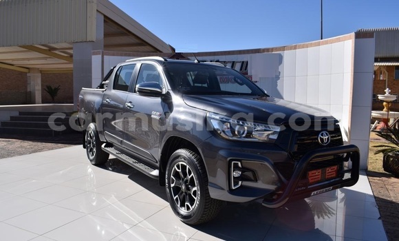 Tenga Tsaru Toyota Hilux Sirivha Mota in Beitbridge in Matabeleland South Tenga Tsaru Toyota Hilux Sirivha Mota in Beitbridge in Matabeleland South