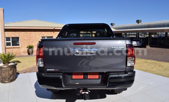 Tenga Tsaru Toyota Hilux Sirivha Mota in Beitbridge in Matabeleland South Tenga Tsaru Toyota Hilux Sirivha Mota in Beitbridge in Matabeleland South