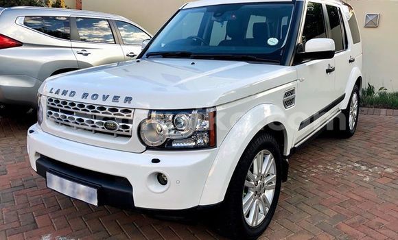 Buy Used Land Rover Discovery Sport White Car in Harare in Harare Buy Used Land Rover Discovery Sport White Car in Harare in Harare