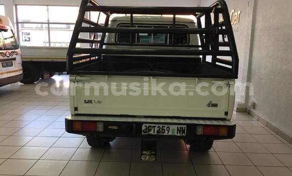 Tenga Tsaru Toyota Land Cruiser Chena Mota in Harare in Harare Tenga Tsaru Toyota Land Cruiser Chena Mota in Harare in Harare