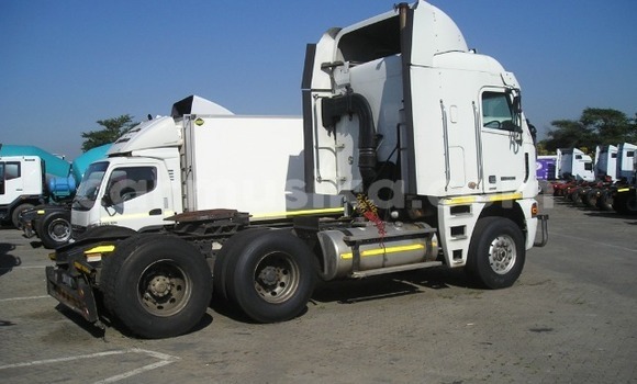 Buy Used Scania R420 White Truck in Harare in Harare Buy Used Scania R420 White Truck in Harare in Harare