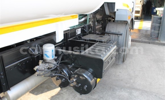 Buy Used Scania R420 White Truck in Harare in Harare Buy Used Scania R420 White Truck in Harare in Harare