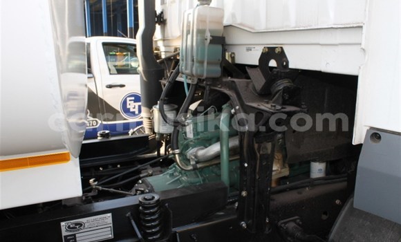 Buy Used Scania R420 White Truck in Harare in Harare Buy Used Scania R420 White Truck in Harare in Harare
