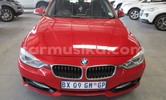 Nunua Ilio tumika BMW 3–Series Nyekundu Gari ndani ya Beitbridge nchini Matabeleland Kusini Nunua Ilio tumika BMW 3–Series Nyekundu Gari ndani ya Beitbridge nchini Matabeleland Kusini