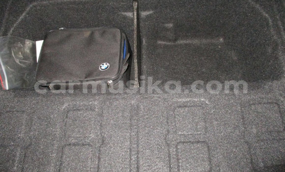 Nunua Ilio tumika BMW 3–Series Nyekundu Gari ndani ya Beitbridge nchini Matabeleland Kusini Nunua Ilio tumika BMW 3–Series Nyekundu Gari ndani ya Beitbridge nchini Matabeleland Kusini