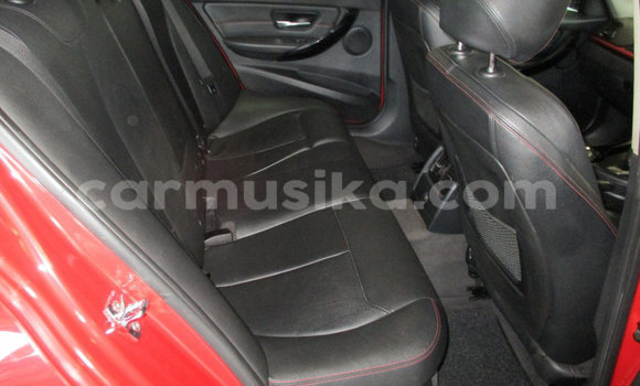 Nunua Ilio tumika BMW 3–Series Nyekundu Gari ndani ya Beitbridge nchini Matabeleland Kusini Nunua Ilio tumika BMW 3–Series Nyekundu Gari ndani ya Beitbridge nchini Matabeleland Kusini