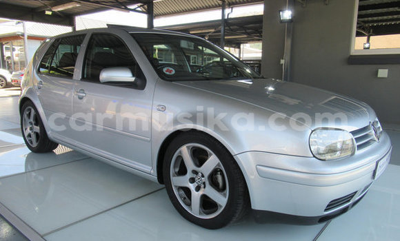 Buy Used Volkswagen Golf White Car in Beitbridge in Matabeleland South Buy Used Volkswagen Golf White Car in Beitbridge in Matabeleland South