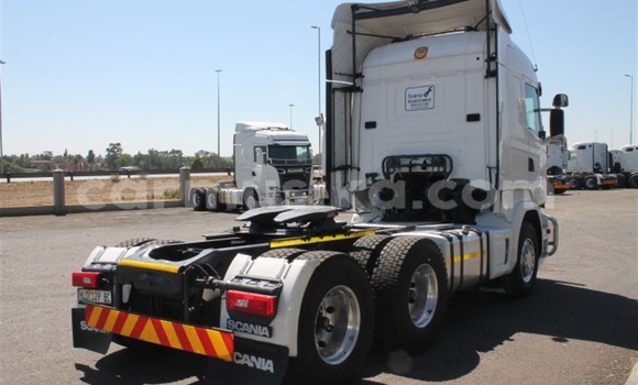 Buy Used Scania R420 White Truck in Beitbridge in Matabeleland South Buy Used Scania R420 White Truck in Beitbridge in Matabeleland South