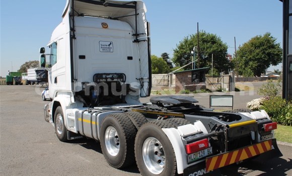 Buy Used Scania R420 White Truck in Beitbridge in Matabeleland South Buy Used Scania R420 White Truck in Beitbridge in Matabeleland South