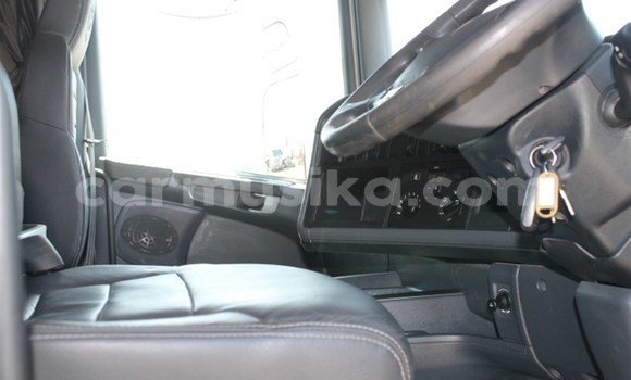 Buy Used Scania R420 White Truck in Beitbridge in Matabeleland South Buy Used Scania R420 White Truck in Beitbridge in Matabeleland South
