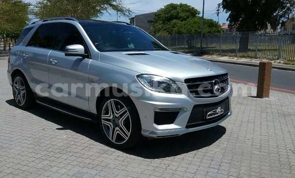 Acheter Occasion Voiture Mercedes‒Benz ML–Class Gris à Beitbridge, Matabeleland South Acheter Occasion Voiture Mercedes‒Benz ML–Class Gris à Beitbridge, Matabeleland South