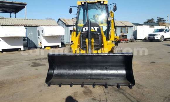 Acheter Occasion Utilitaire Caterpillar 120 Autre à Beitbridge, Matabeleland South Acheter Occasion Utilitaire Caterpillar 120 Autre à Beitbridge, Matabeleland South