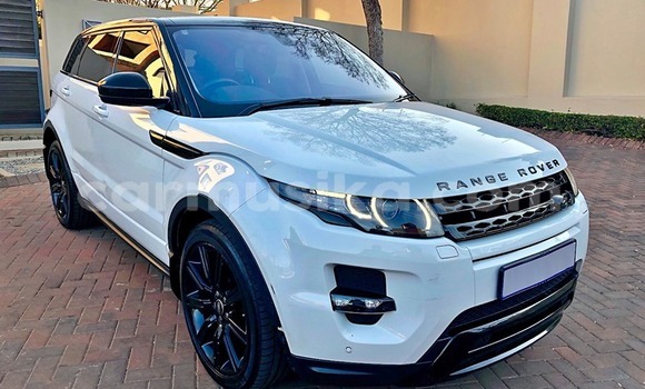 Tenga Tsaru Land Rover Range Rover Evoque Chena Mota in Beitbridge in Matabeleland South Tenga Tsaru Land Rover Range Rover Evoque Chena Mota in Beitbridge in Matabeleland South