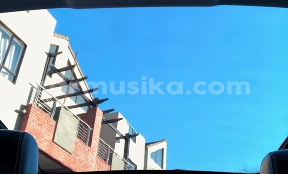 Tenga Tsaru Land Rover Range Rover Evoque Chena Mota in Beitbridge in Matabeleland South Tenga Tsaru Land Rover Range Rover Evoque Chena Mota in Beitbridge in Matabeleland South