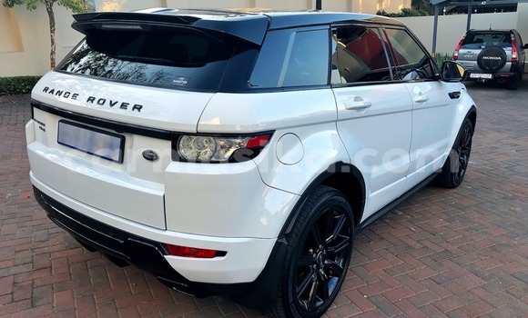 Tenga Tsaru Land Rover Range Rover Evoque Chena Mota in Beitbridge in Matabeleland South Tenga Tsaru Land Rover Range Rover Evoque Chena Mota in Beitbridge in Matabeleland South