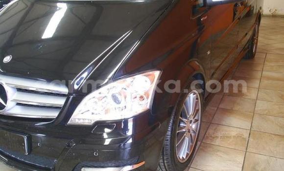 Tenga Tsaru Mercedes‒Benz Viano Nhema Mota in Beitbridge in Matabeleland South Tenga Tsaru Mercedes‒Benz Viano Nhema Mota in Beitbridge in Matabeleland South