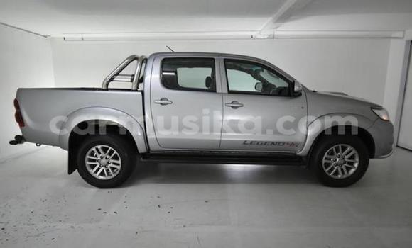 Tenga Tsaru Toyota Hilux Sirivha Mota in Beitbridge in Matabeleland South Tenga Tsaru Toyota Hilux Sirivha Mota in Beitbridge in Matabeleland South