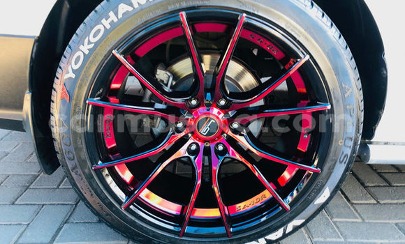 Acheter Occasion Voiture Hyundai H1 Blanc à Beitbridge, Matabeleland South Acheter Occasion Voiture Hyundai H1 Blanc à Beitbridge, Matabeleland South