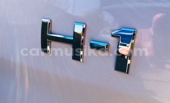 Acheter Occasion Voiture Hyundai H1 Blanc à Beitbridge, Matabeleland South Acheter Occasion Voiture Hyundai H1 Blanc à Beitbridge, Matabeleland South