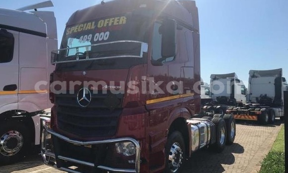 Acheter Occasion Voiture Mercedes‒Benz W124 Autre à Beitbridge, Matabeleland South Acheter Occasion Voiture Mercedes‒Benz W124 Autre à Beitbridge, Matabeleland South