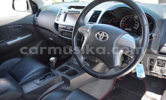 Tenga Tsaru Toyota Hilux Chena Mota in Beitbridge in Matabeleland South Tenga Tsaru Toyota Hilux Chena Mota in Beitbridge in Matabeleland South