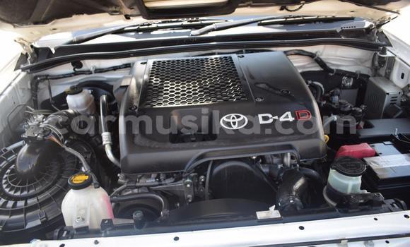 Tenga Tsaru Toyota Hilux Chena Mota in Beitbridge in Matabeleland South Tenga Tsaru Toyota Hilux Chena Mota in Beitbridge in Matabeleland South