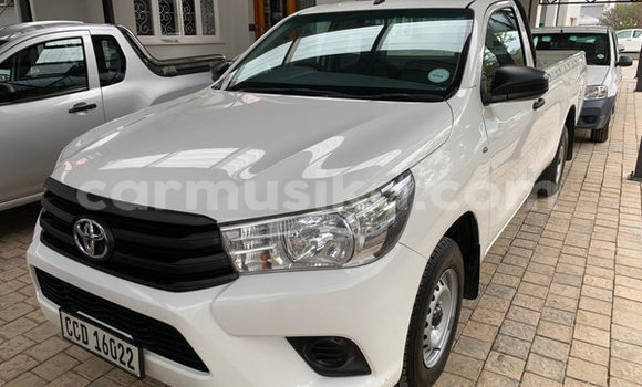 Acheter Occasion Voiture Toyota Hilux Blanc à Beitbridge, Matabeleland South Acheter Occasion Voiture Toyota Hilux Blanc à Beitbridge, Matabeleland South