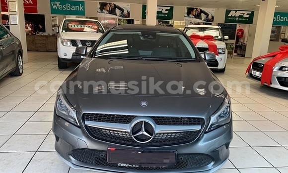 Tenga Tsaru Mercedes‒Benz CLC-klasse Zvimwe Mota in Beitbridge in Matabeleland South Tenga Tsaru Mercedes‒Benz CLC-klasse Zvimwe Mota in Beitbridge in Matabeleland South