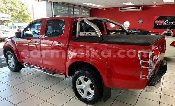 Buy Used Isuzu MU-7 Red Car in Beitbridge in Matabeleland South Buy Used Isuzu MU-7 Red Car in Beitbridge in Matabeleland South