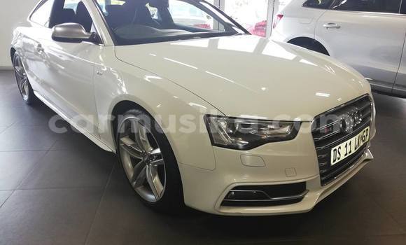 Buy Used Audi S5 White Car in Beitbridge in Matabeleland South Buy Used Audi S5 White Car in Beitbridge in Matabeleland South